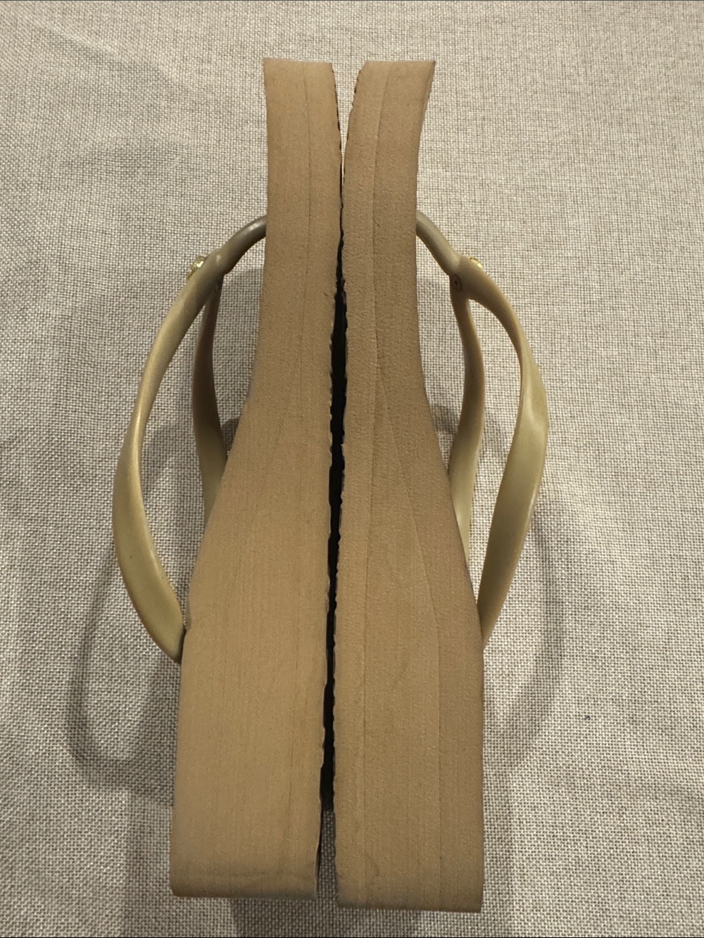 Tory Burch Taupe and Gold Logo Flip Flop Mini Wedge Sandals Size 7 - Picture 8 of 8